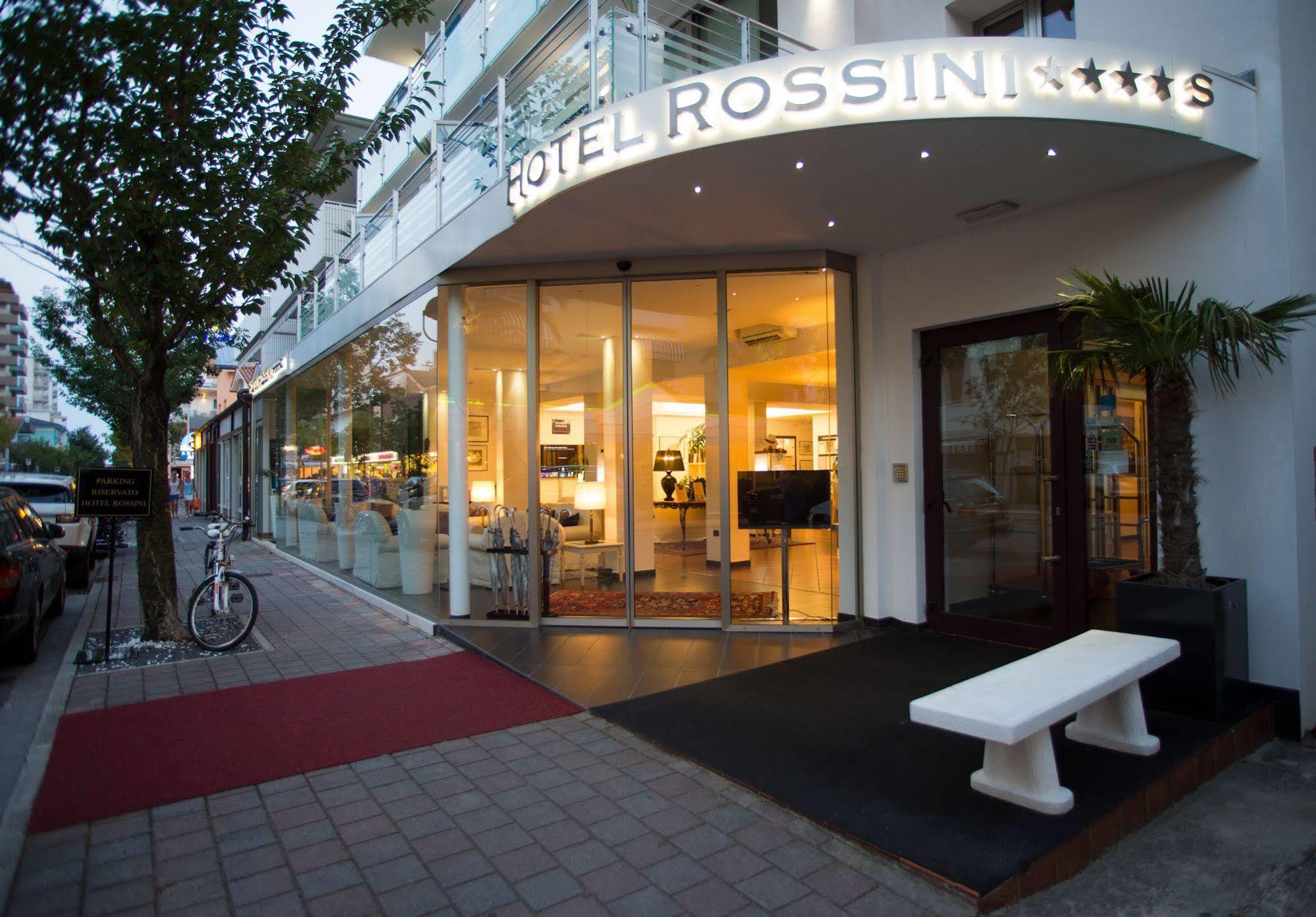 Hotel Rossini 4S Lignano Sabbiadoro Exterior photo